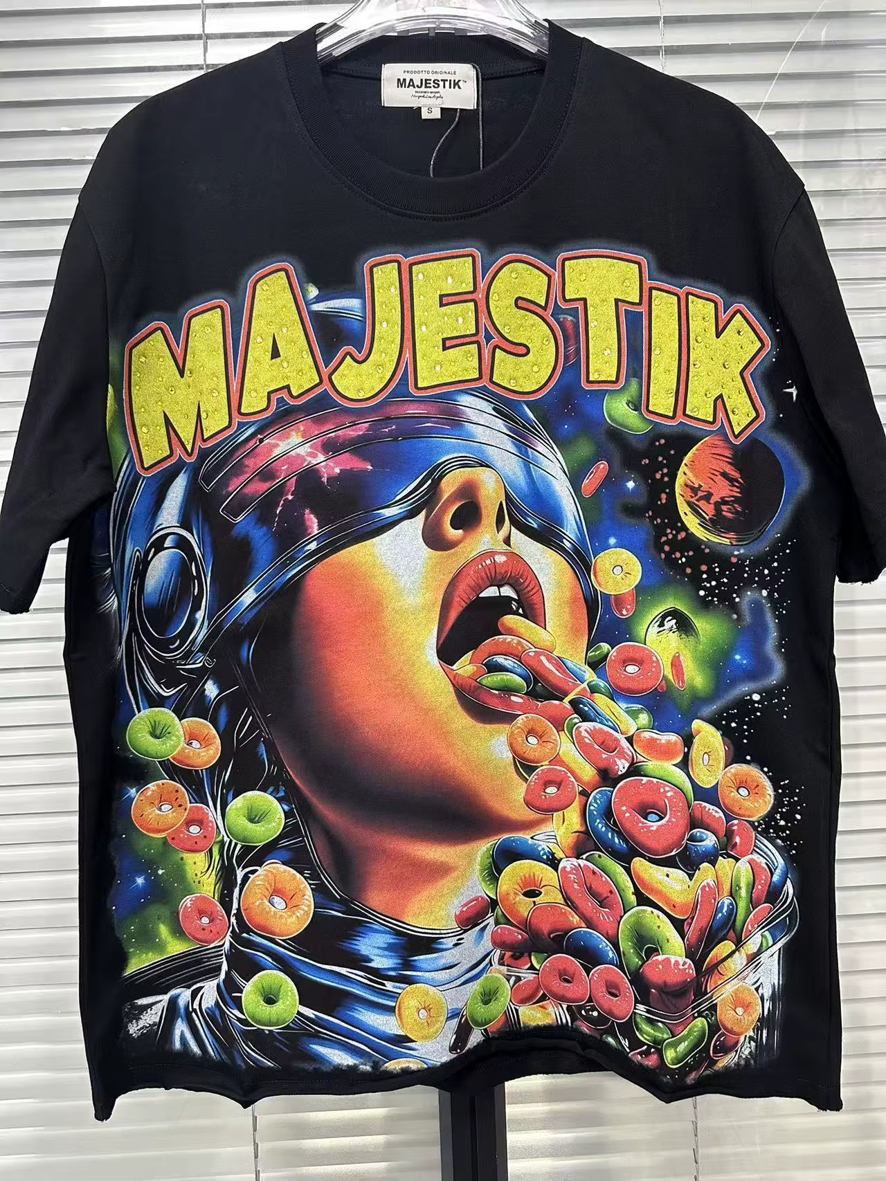 MAJESTIK